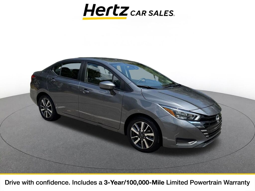 2025 Nissan Versa SV — photo 1 of 11