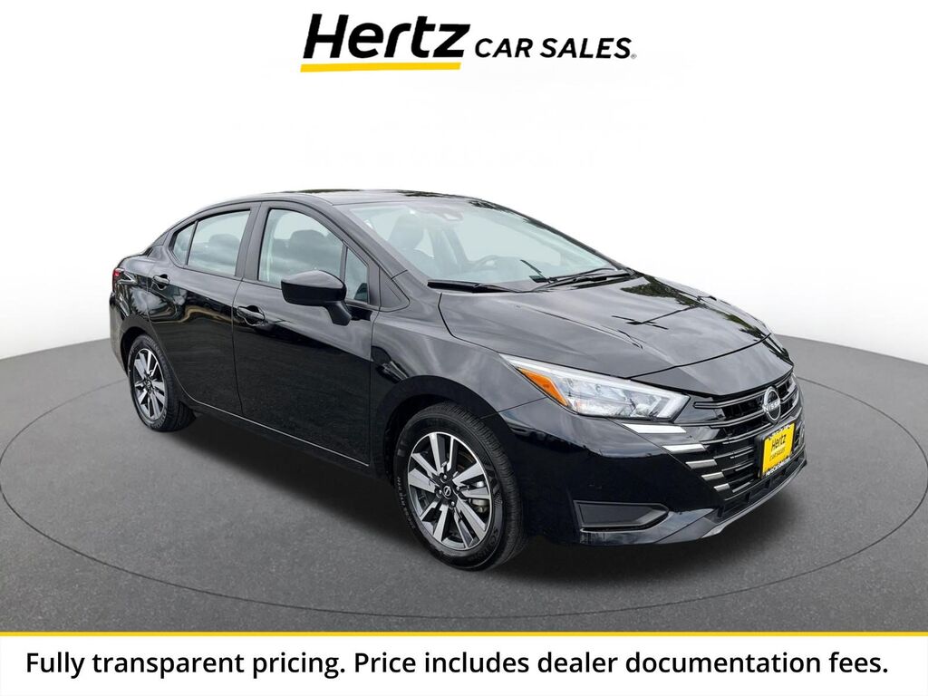 2025 Nissan Versa SV — photo 1 of 20