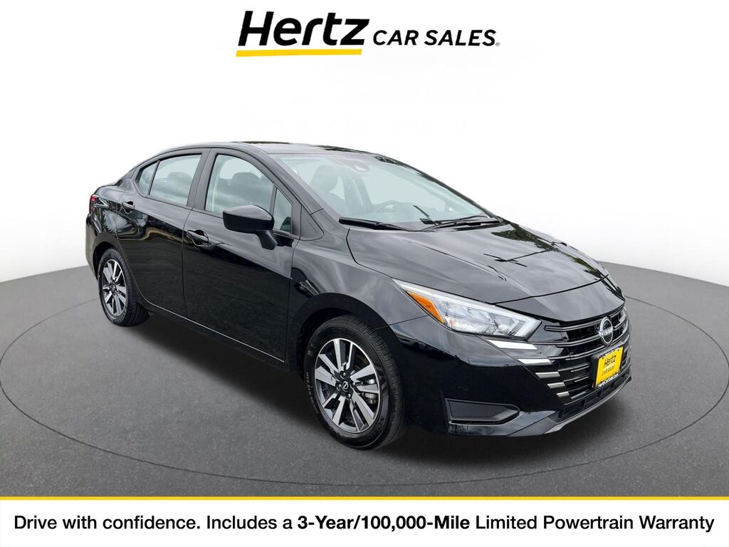 2025 Nissan Versa SV — photo 1 of 11