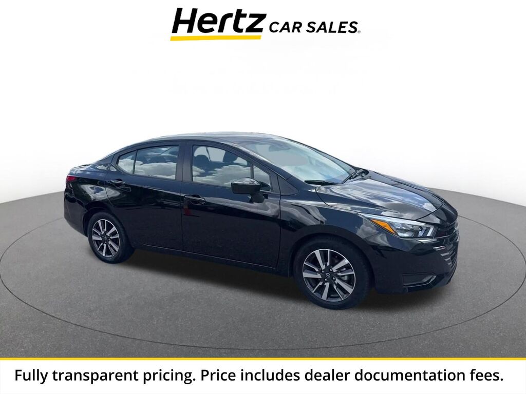 2025 Nissan Versa SV — photo 1 of 13