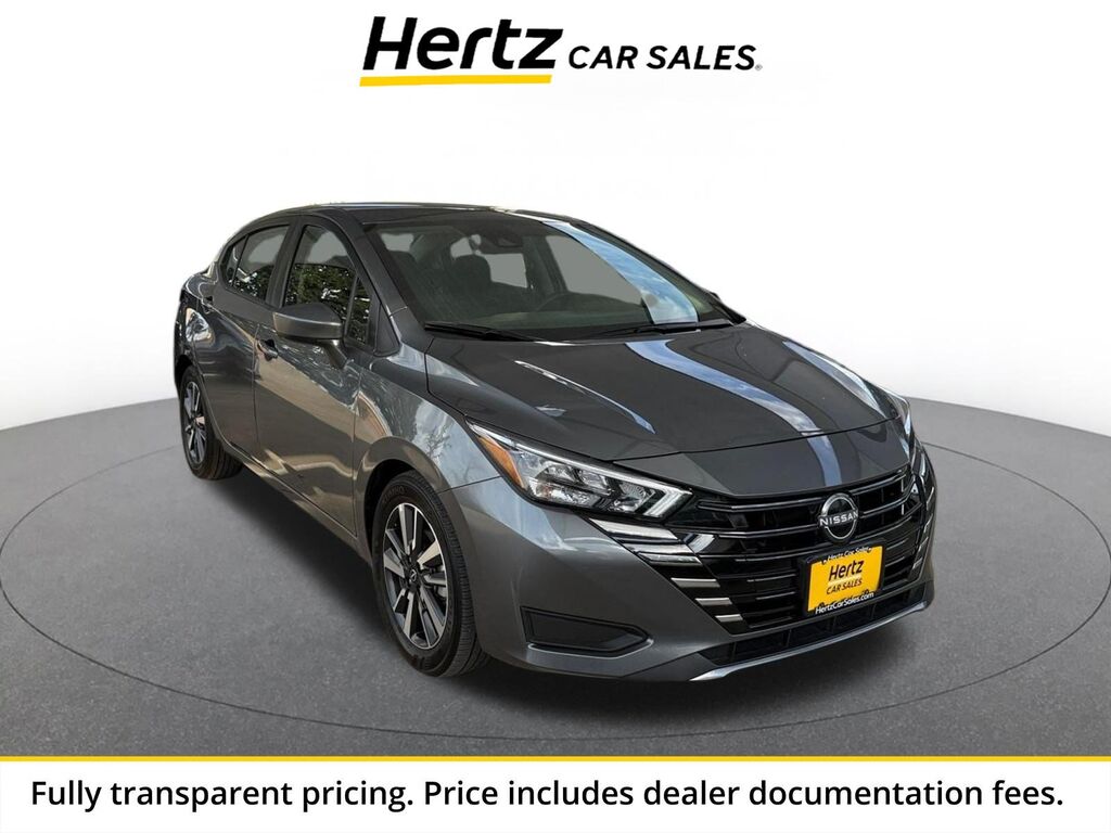 2025 Nissan Versa SV — photo 1 of 13