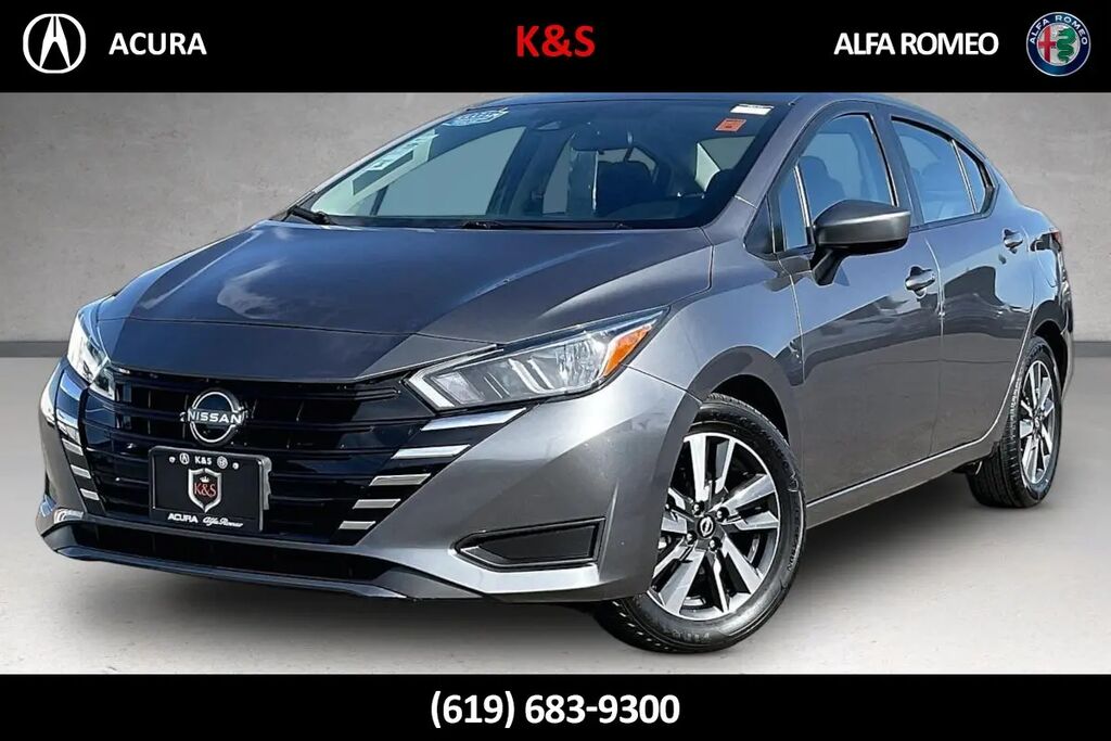 2024 Nissan Versa SV — photo 1 of 26