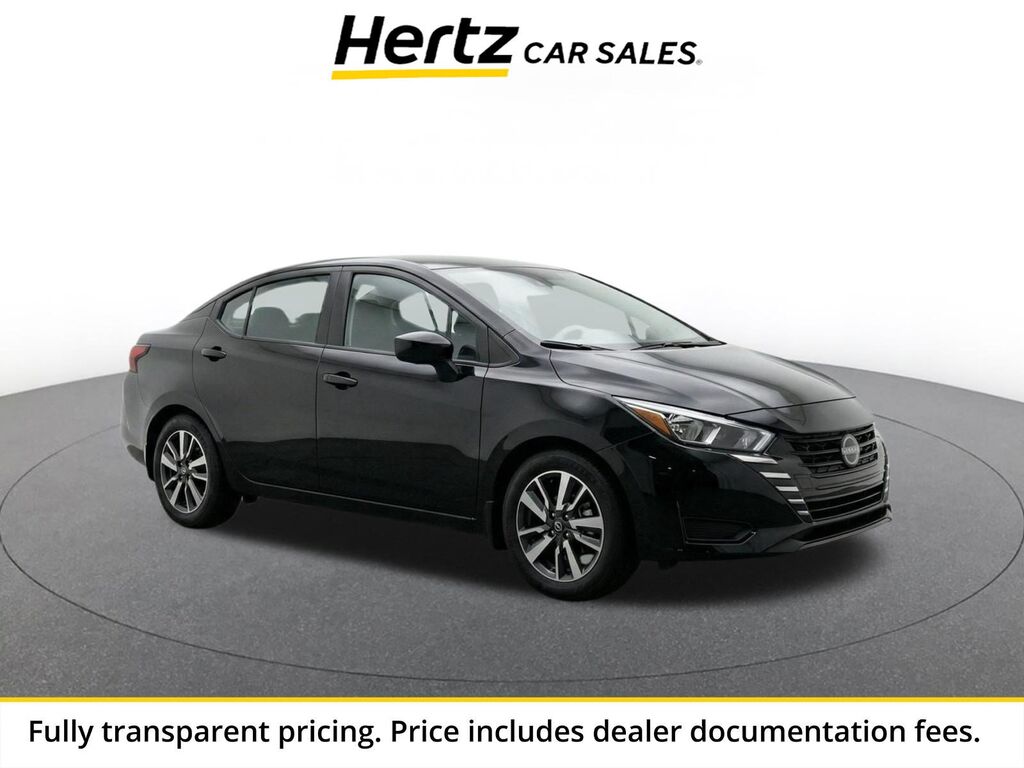 2025 Nissan Versa SV — photo 1 of 33