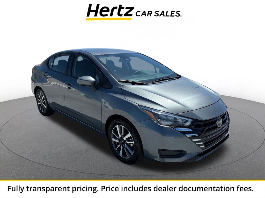 2025 Nissan Versa SV — photo 1 of 13