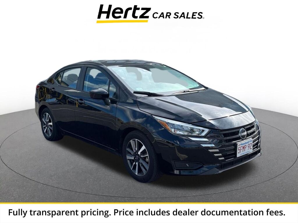 2025 Nissan Versa SV — photo 1 of 13
