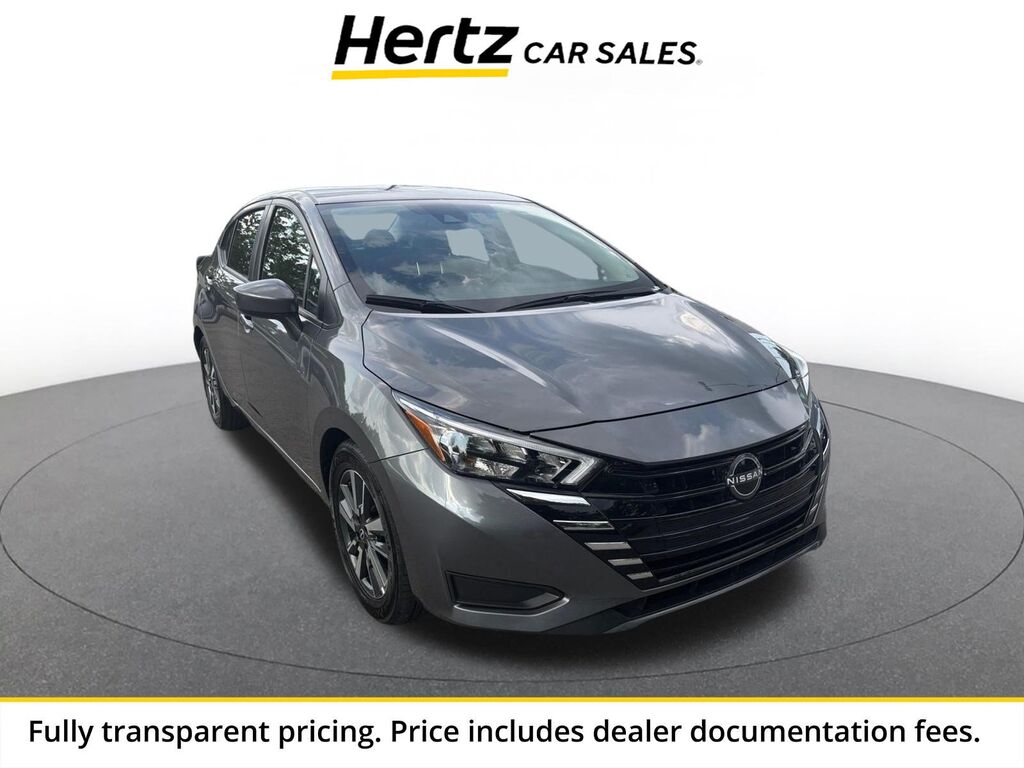 2025 Nissan Versa SV — photo 1 of 23