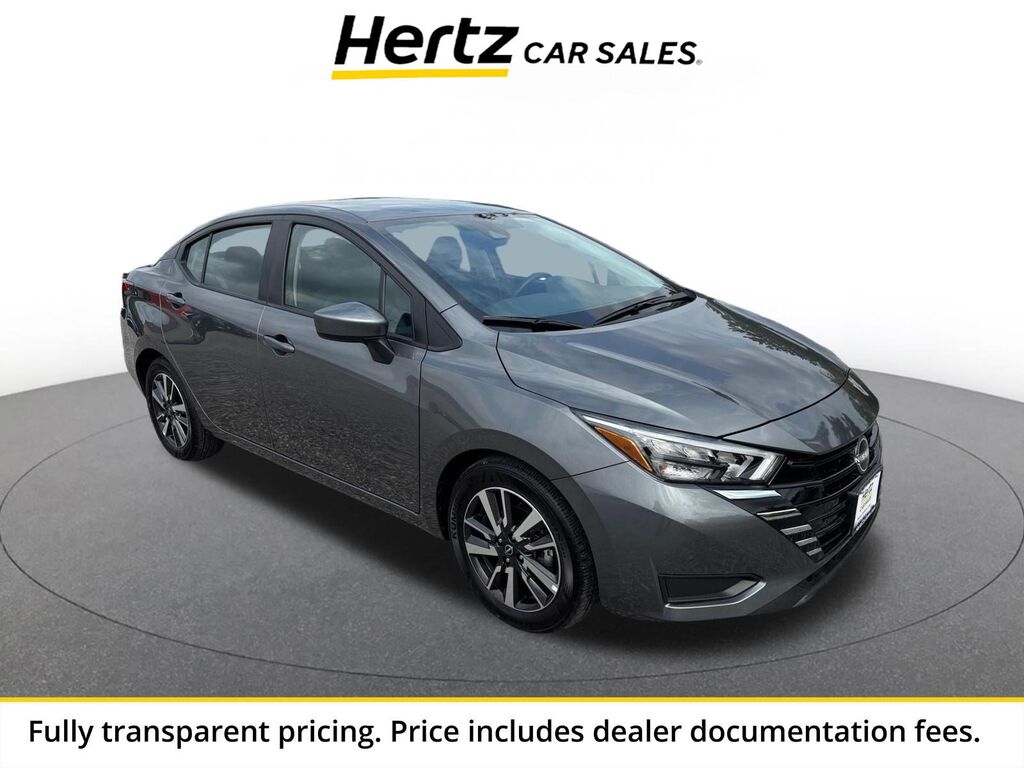 2025 Nissan Versa SV — photo 1 of 13