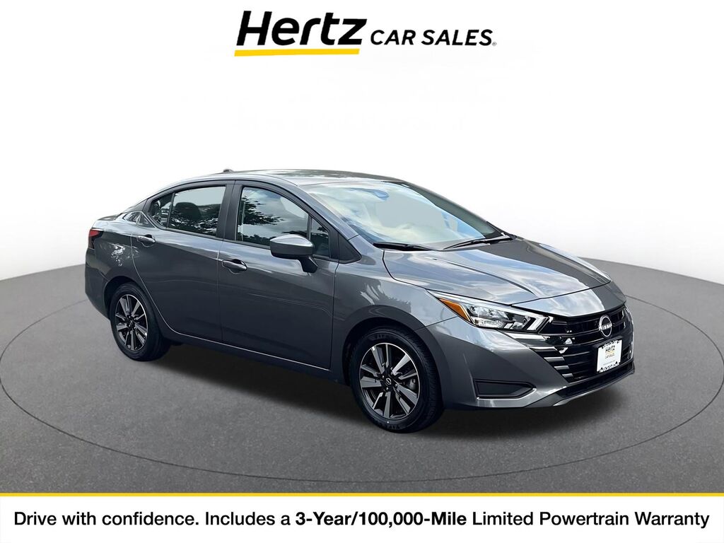 2025 Nissan Versa SV — photo 1 of 11