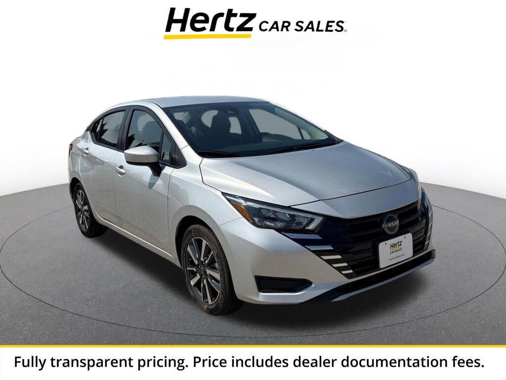 2025 Nissan Versa SV — photo 1 of 23