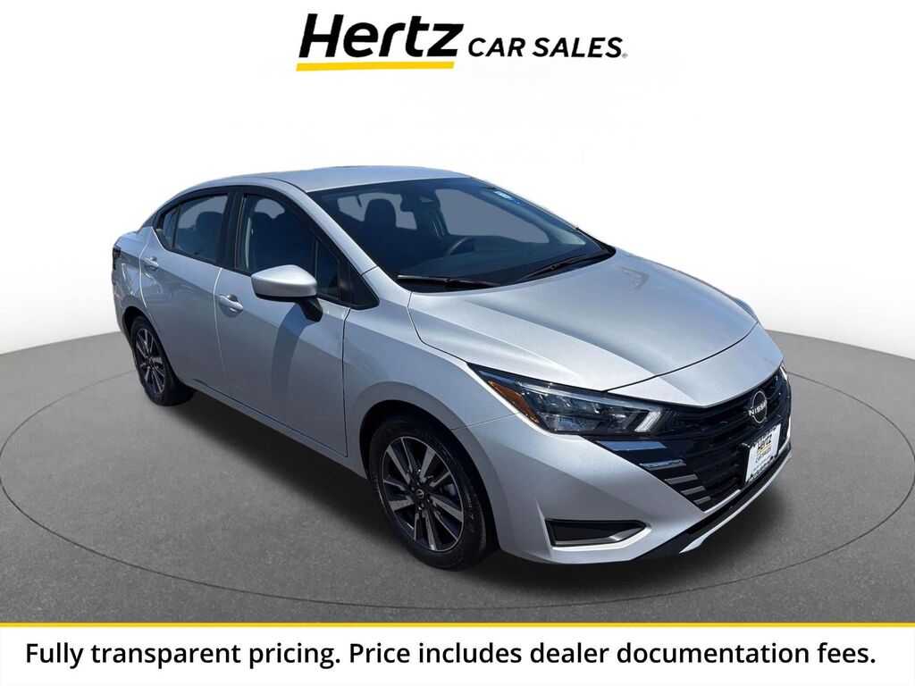 2025 Nissan Versa SV — photo 1 of 13