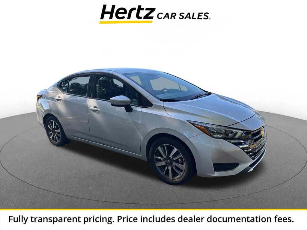 2025 Nissan Versa SV — photo 1 of 20