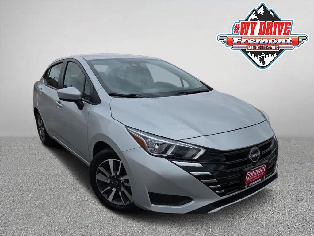 2024 Nissan Versa SV — photo 1 of 13