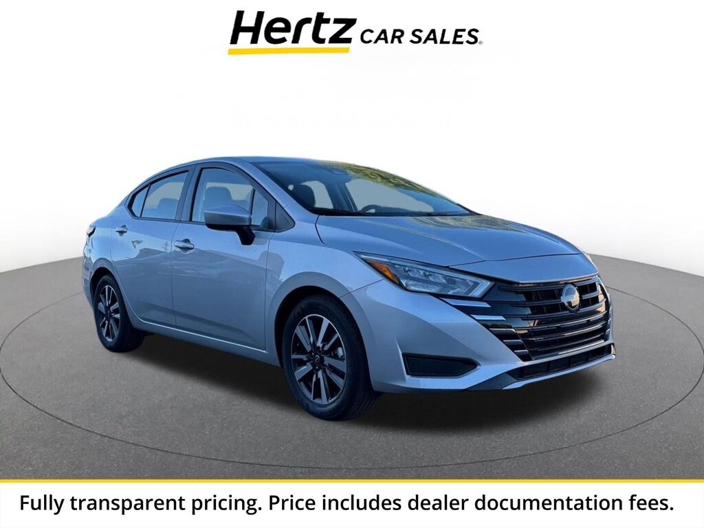 2025 Nissan Versa SV — photo 1 of 13