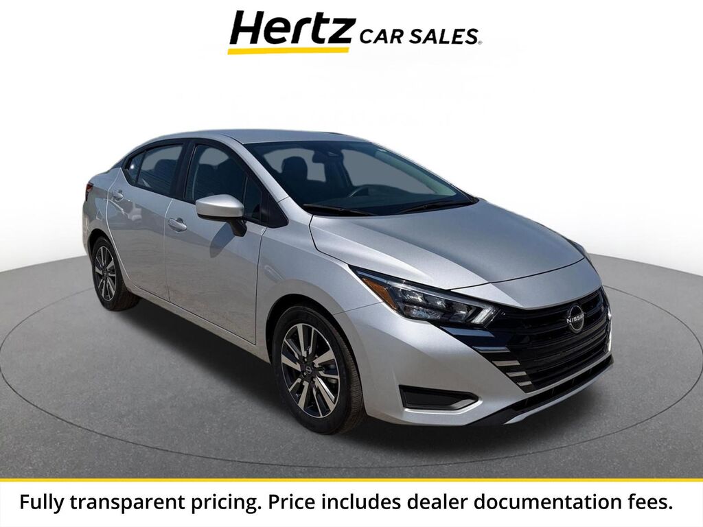 2025 Nissan Versa SV — photo 1 of 13