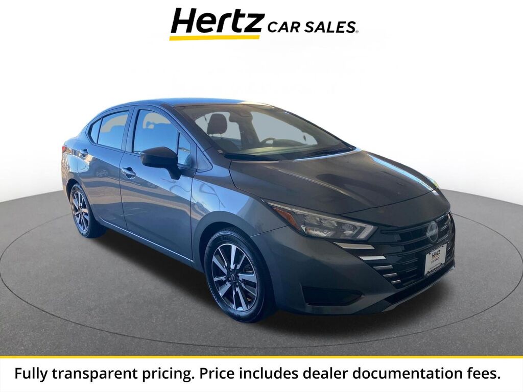 2025 Nissan Versa SV — photo 1 of 13