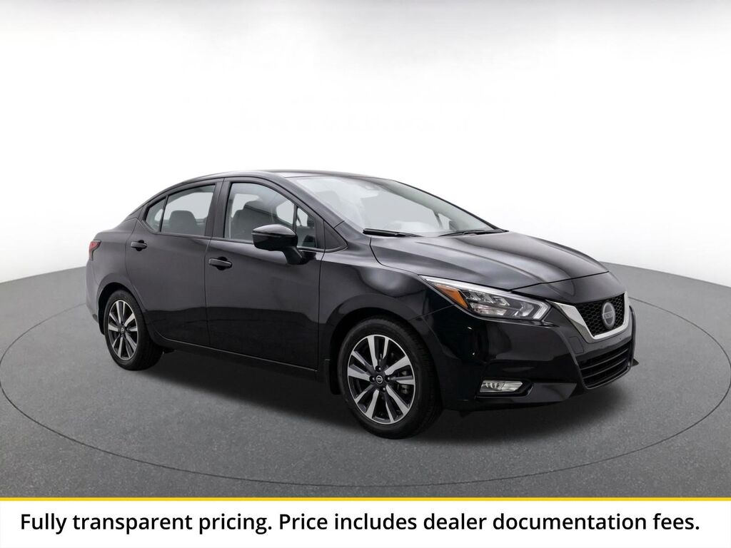 2025 Nissan Versa SV — photo 1 of 11