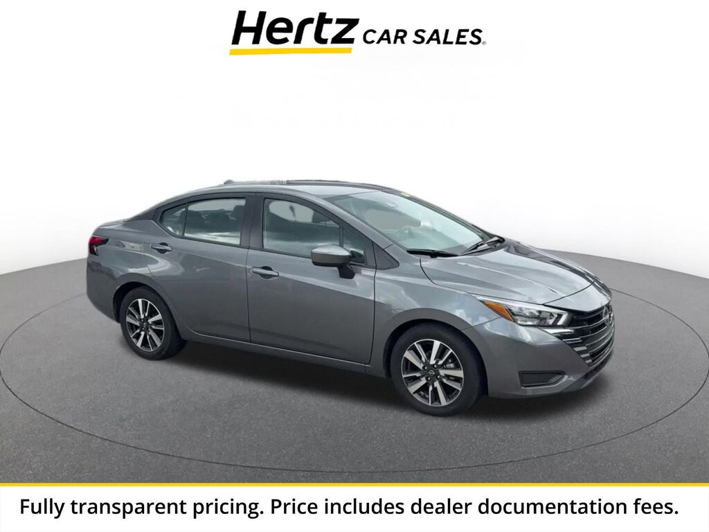 2025 Nissan Versa SV — photo 1 of 20