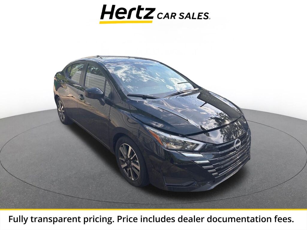 2025 Nissan Versa SV — photo 1 of 23