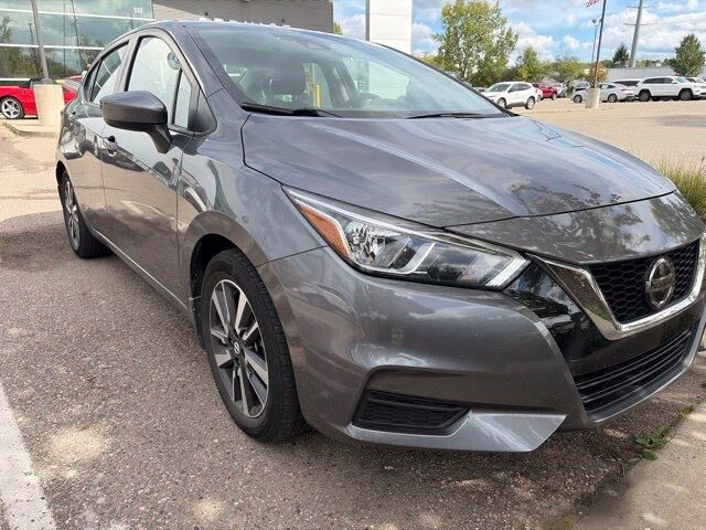 2022 Nissan Versa SV