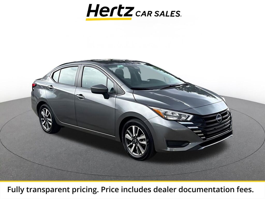2025 Nissan Versa SV — photo 1 of 13