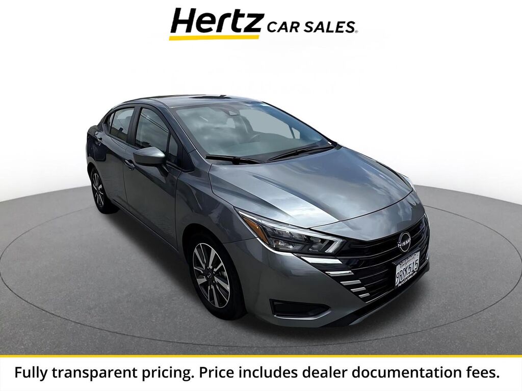 2025 Nissan Versa SV — photo 1 of 13