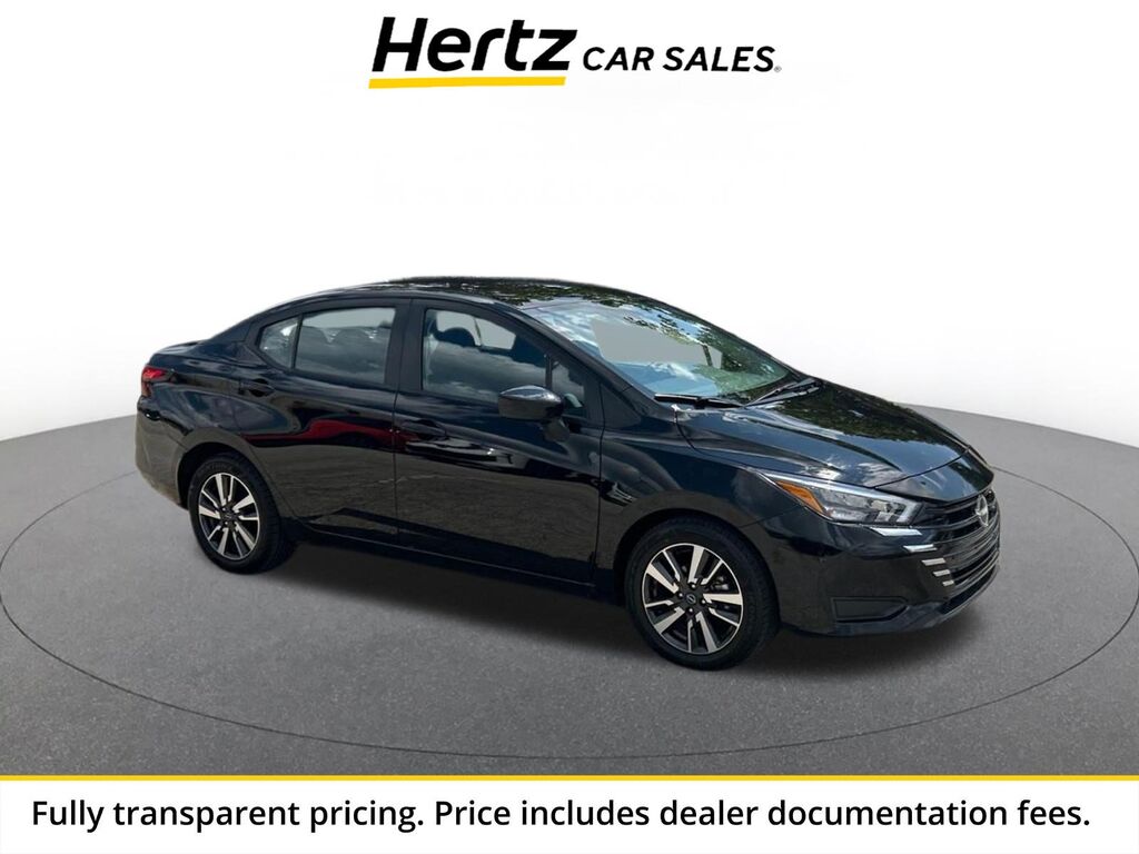 2025 Nissan Versa SV — photo 1 of 13