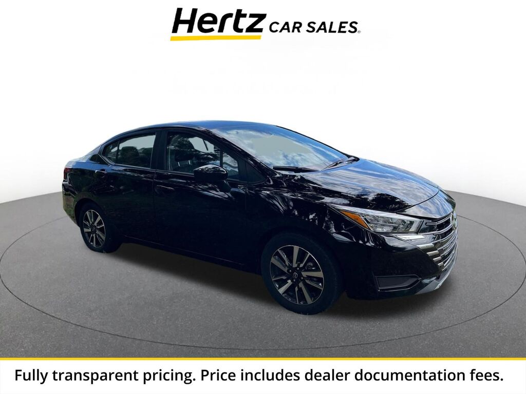 2025 Nissan Versa SV — photo 1 of 13