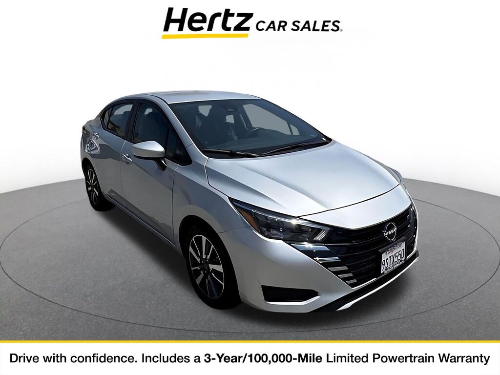 2025 Nissan Versa SV — photo 1 of 11