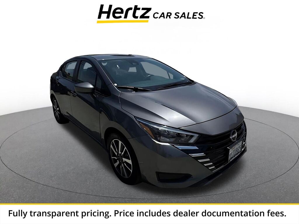 2025 Nissan Versa SV — photo 1 of 13