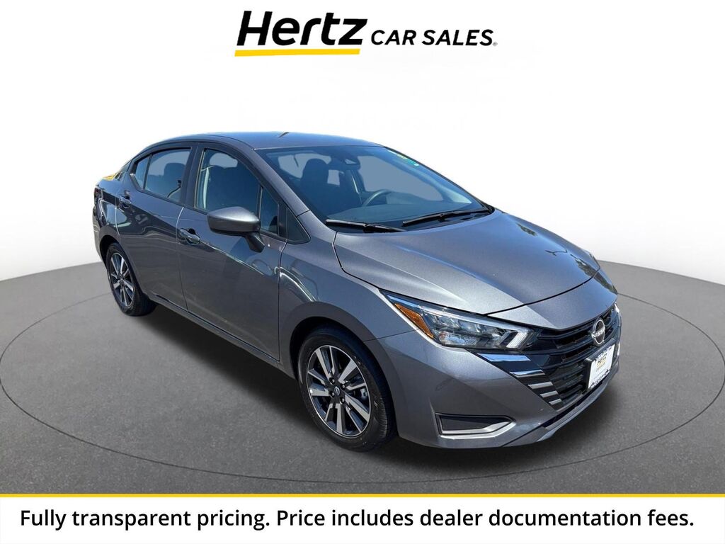 2025 Nissan Versa SV — photo 1 of 13