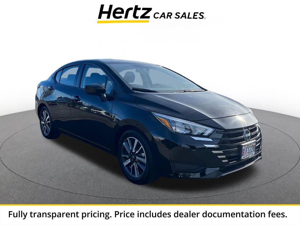 2025 Nissan Versa SV — photo 1 of 13