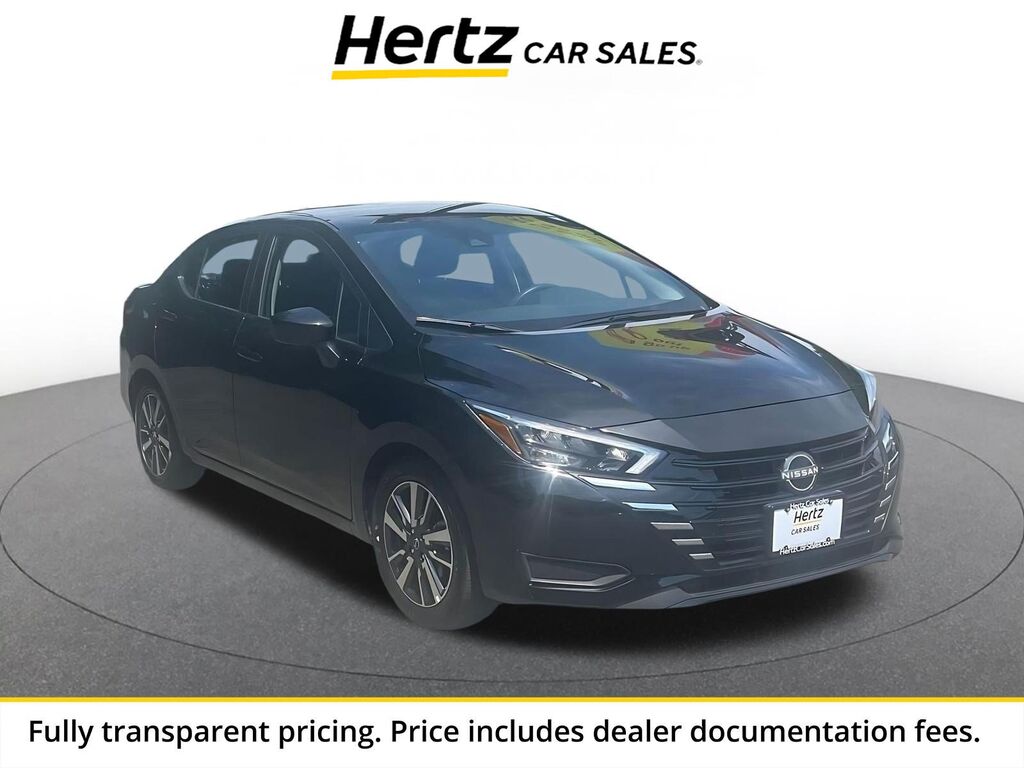 2025 Nissan Versa SV — photo 1 of 13
