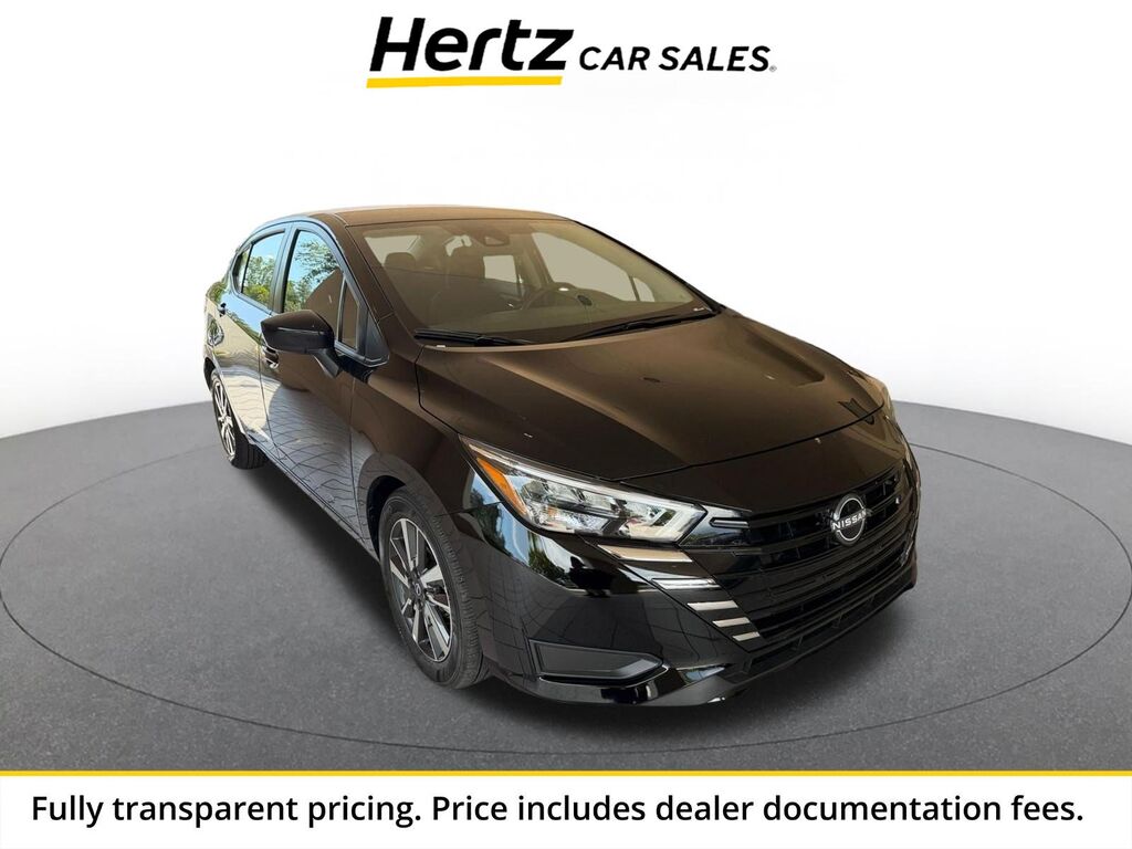 2025 Nissan Versa SV — photo 1 of 22