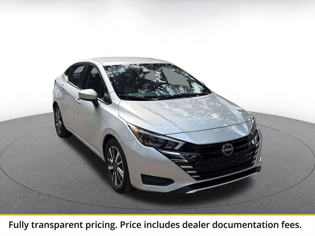 2025 Nissan Versa SV — photo 1 of 13