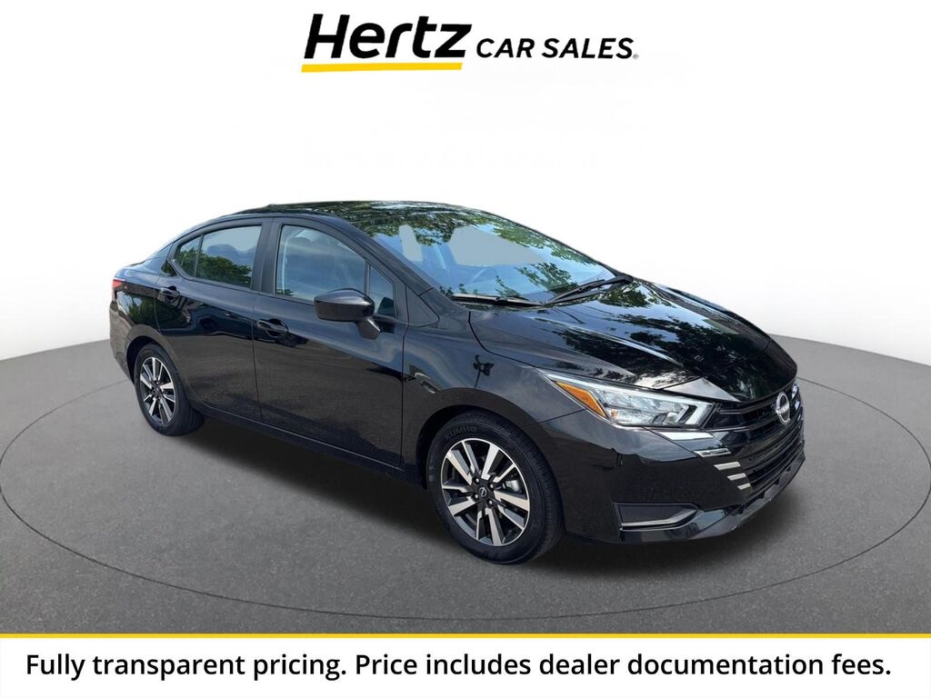 2025 Nissan Versa SV — photo 1 of 13