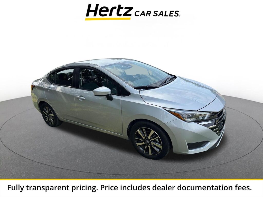 2025 Nissan Versa SV — photo 1 of 13