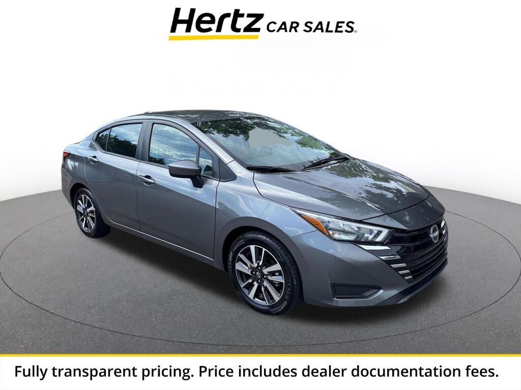 2025 Nissan Versa SV — photo 1 of 13