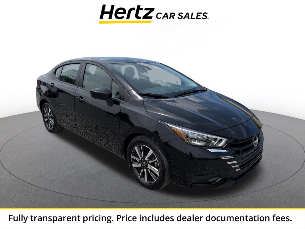 2025 Nissan Versa SV — photo 1 of 13