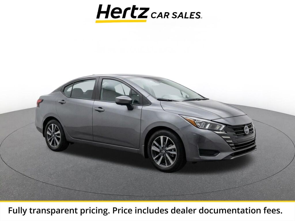 2025 Nissan Versa SV — photo 1 of 23
