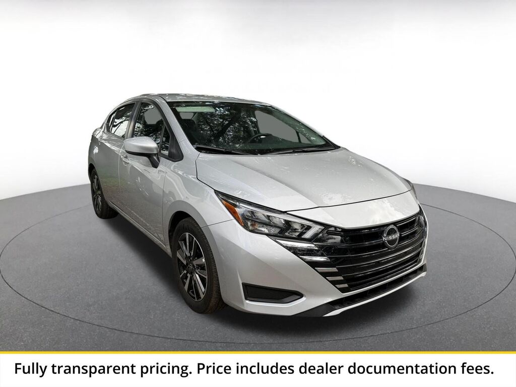 2025 Nissan Versa SV — photo 1 of 23