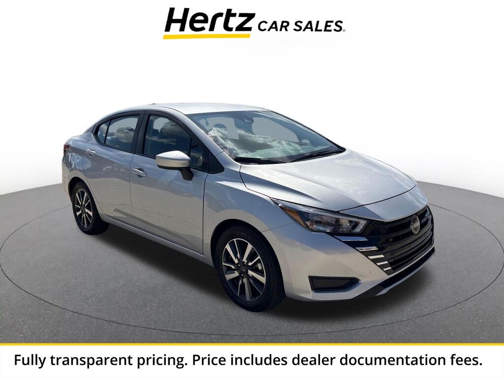 2025 Nissan Versa SV — photo 1 of 13