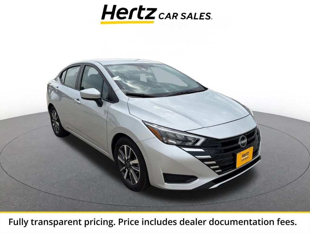 2025 Nissan Versa SV — photo 1 of 23