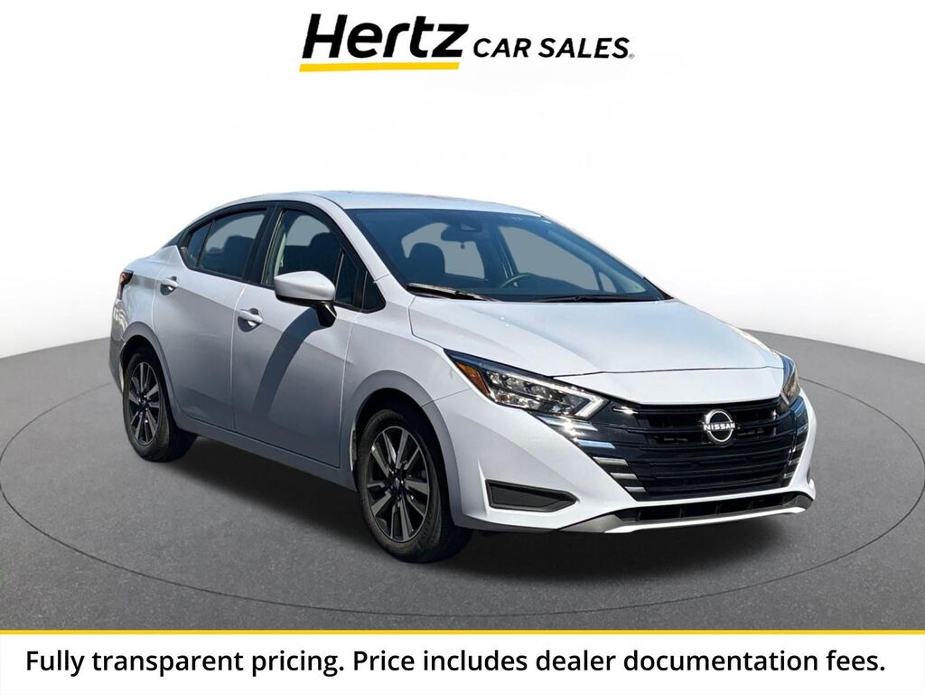 2025 Nissan Versa SV — photo 1 of 13
