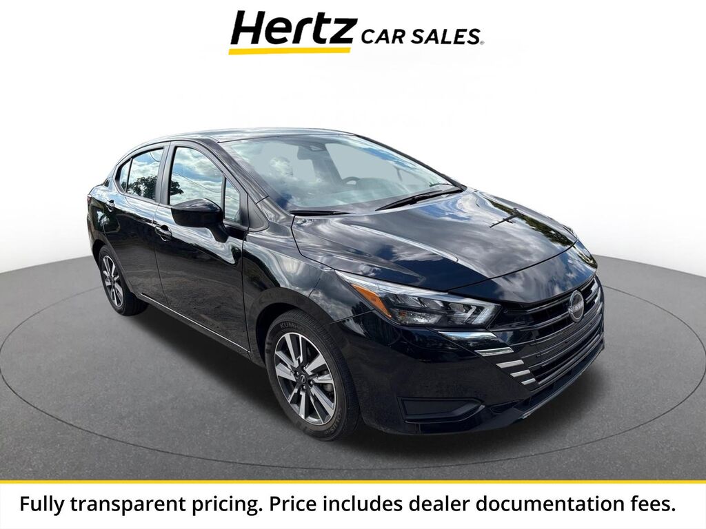 2025 Nissan Versa SV — photo 1 of 13
