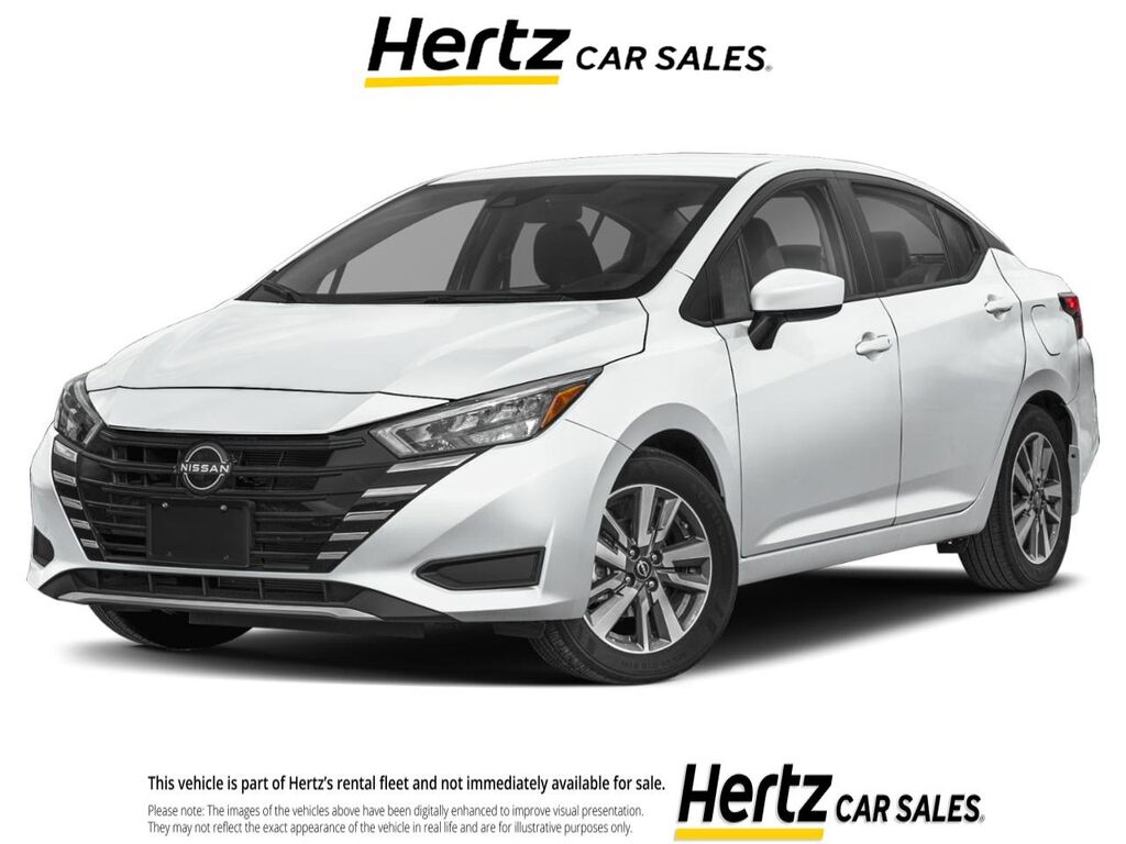 2025 Nissan Versa SV — photo 1 of 31
