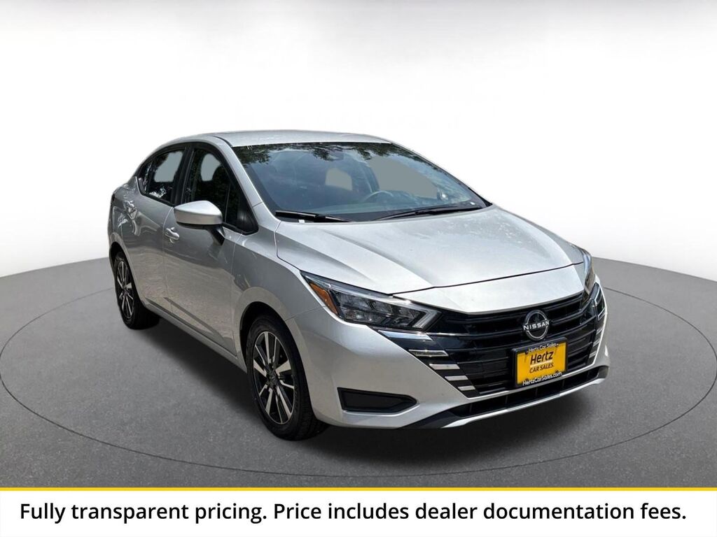 2025 Nissan Versa SV — photo 1 of 13