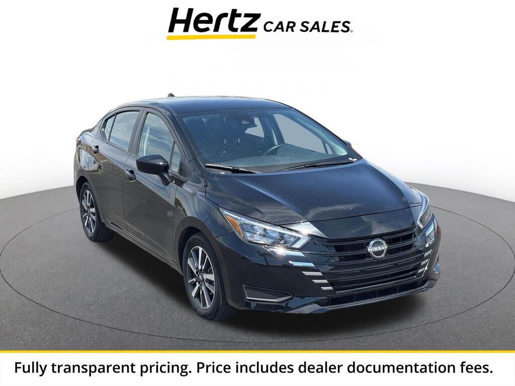 2025 Nissan Versa SV — photo 1 of 13