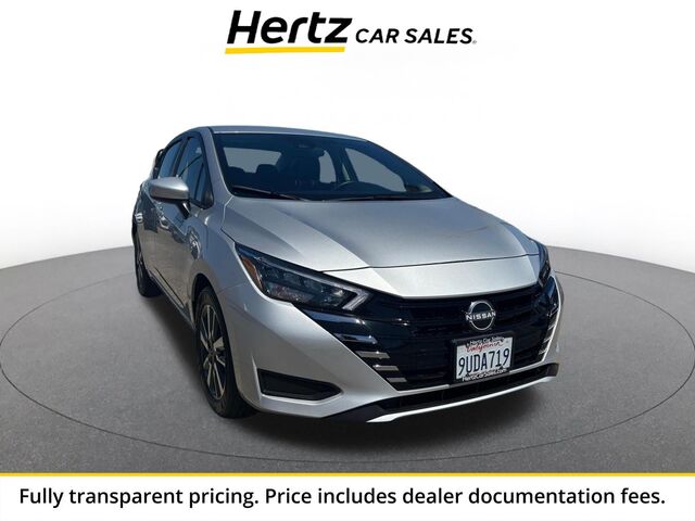 2025 Nissan Versa SV
