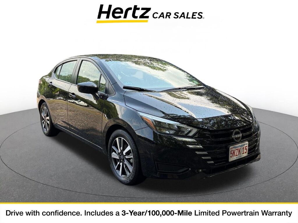 2025 Nissan Versa SV — photo 1 of 11