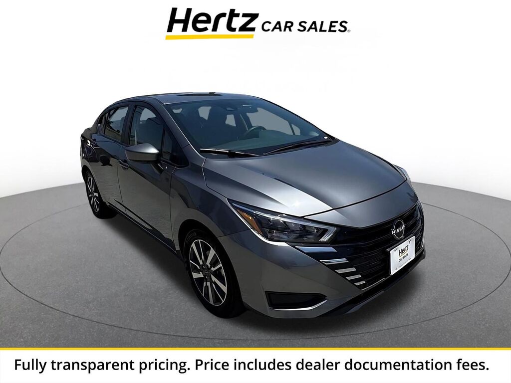2025 Nissan Versa SV — photo 1 of 13